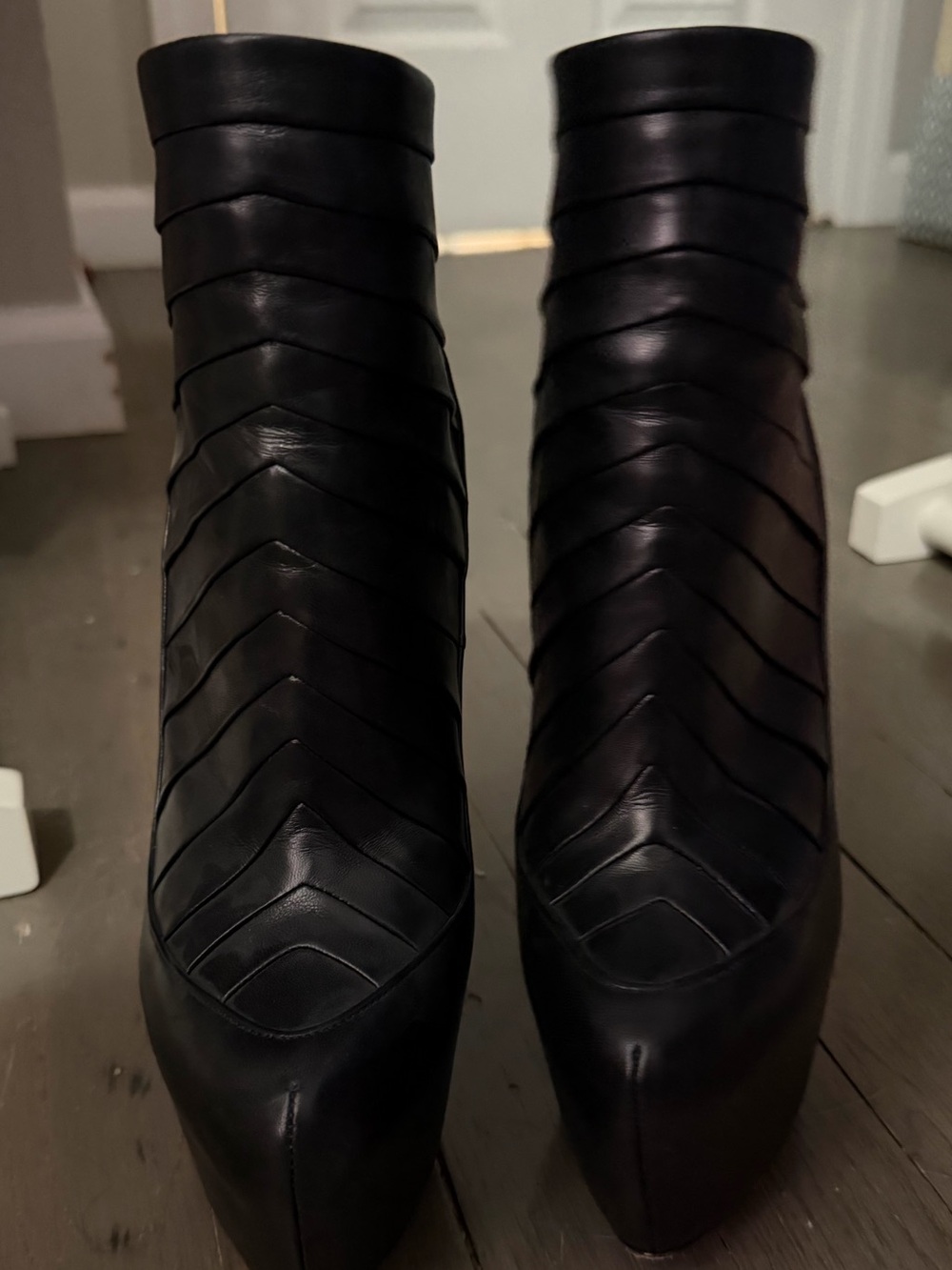 of black leather Christian Louboutin Amor 160 Nappa